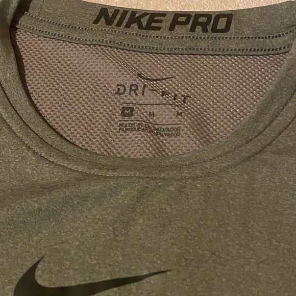 Nike Pro Dri Fit Men’s Medium Short Sleeve Compression Shirt New With Tags - Picture 3 of 4